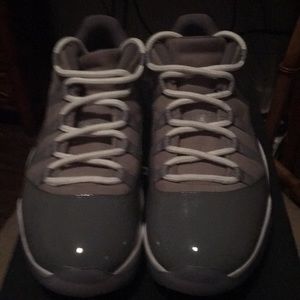 Jordan 11 cool grey low